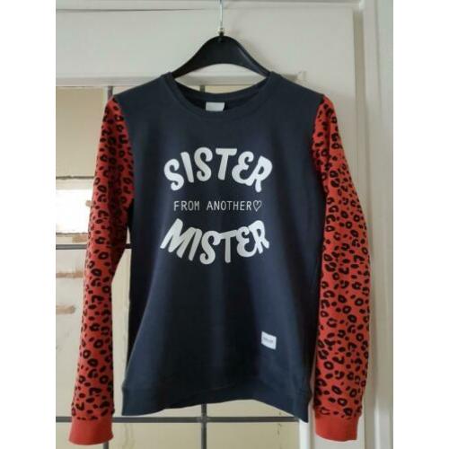 Colourful rebel sweater small