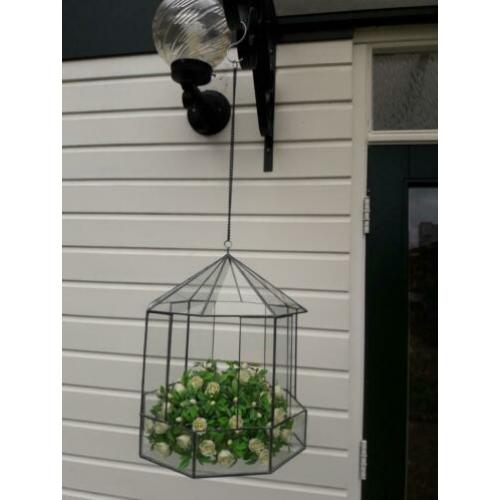 8 Hoekig glas in lood planten kastje met 4 grote zij openin.