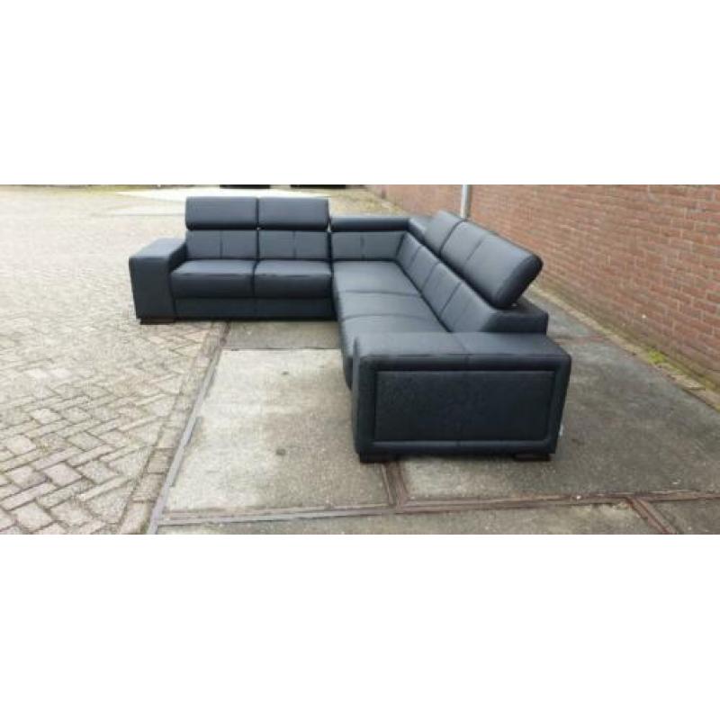 n21 strak zwart leder modern hoekbank