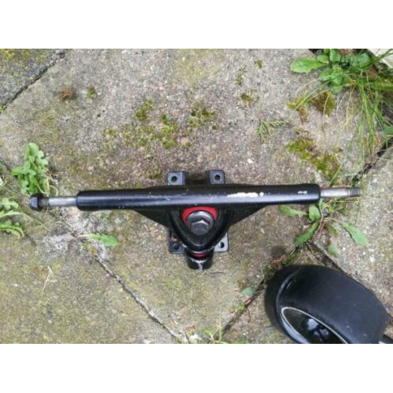 Longboard trucks en wheels