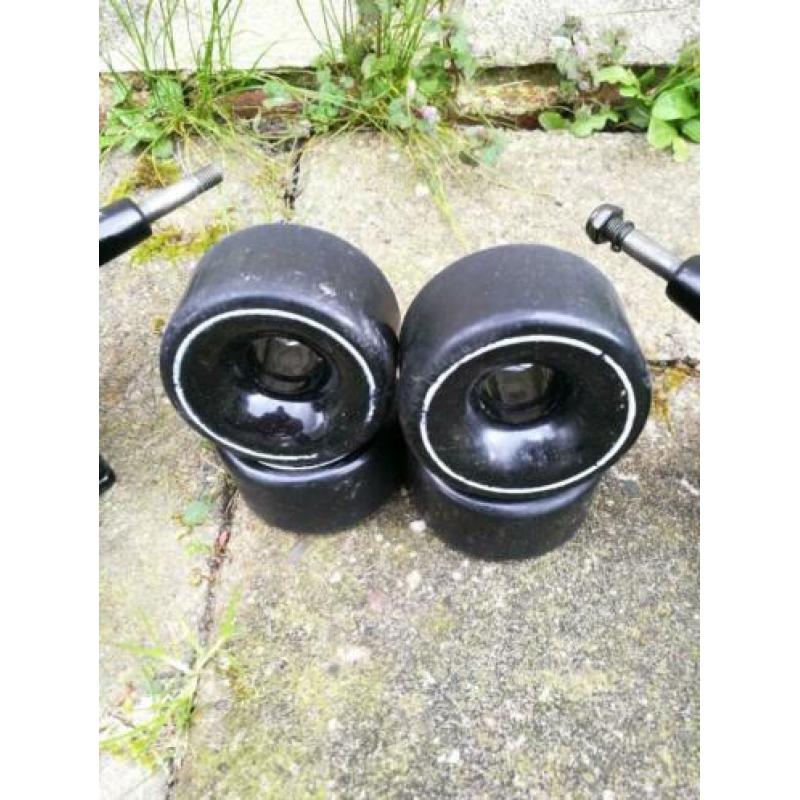 Longboard trucks en wheels