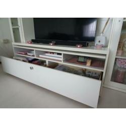grote ikea vitrinekast, tv meubel