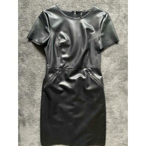 Leer look jurkje van only maat 38