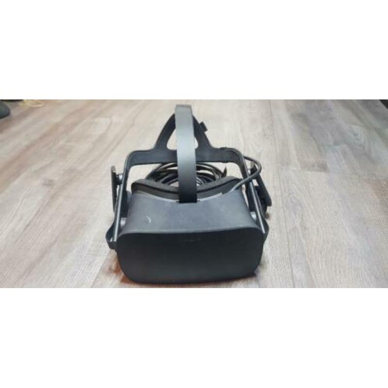 Oculus Rift met 3 sensoren
