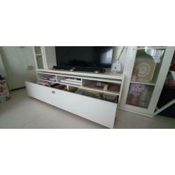 grote ikea vitrinekast, tv meubel