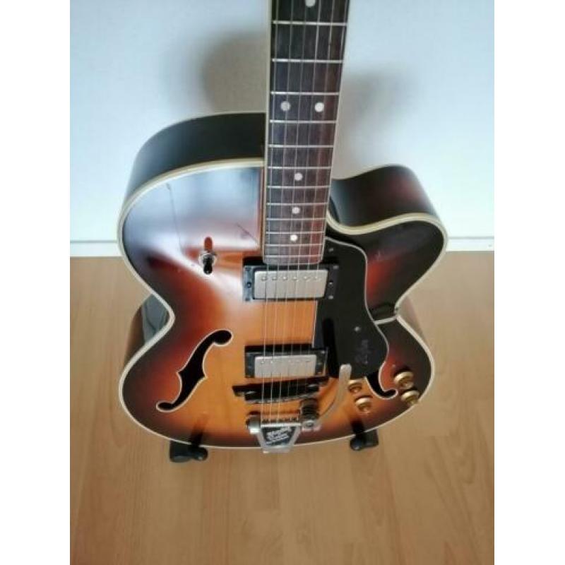 Hofner President/vintage gitaar met de koffer