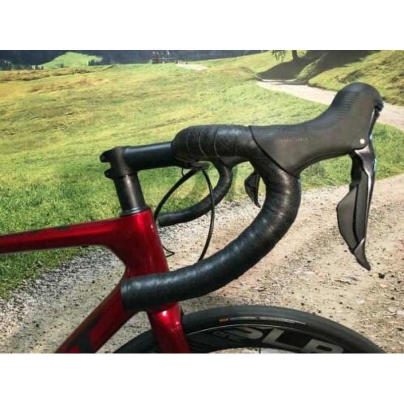 *** Giant TCR Advanced Pro 1 Disc M DI2 2020 R8070 € 4799,-