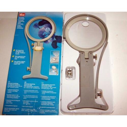 Prym Loeplamp met geïntegreerde lens (8x). Nieuw in doos.
