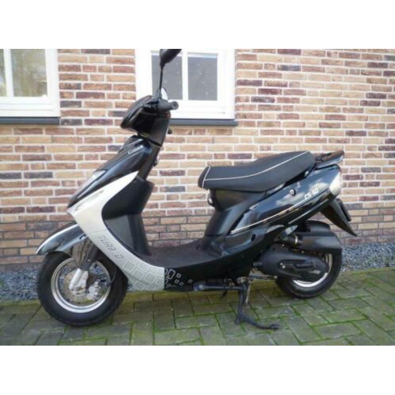 Turbho CS-50 BJ 2015 KM 5000 1E EIGENAAR 4T CS50 SNORSCOOTER