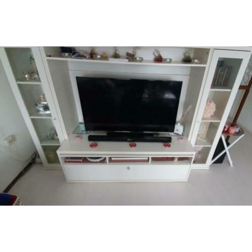 grote ikea vitrinekast, tv meubel