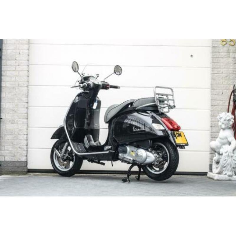Vespa gts 300 i.e : 2013, 1e eigenaar, gtv, ZGAN, super