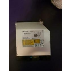 Pc onderdelen of laptop lees de tekst