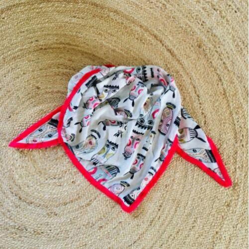 POM Amsterdan sjaal fuchsia roze €20 incl.