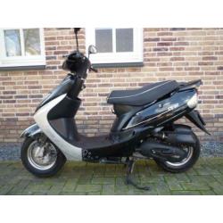 Turbho CS-50 BJ 2015 KM 5000 1E EIGENAAR 4T CS50 SNORSCOOTER