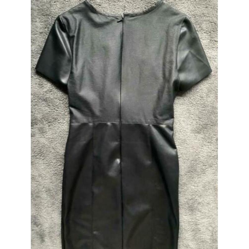 Leer look jurkje van only maat 38