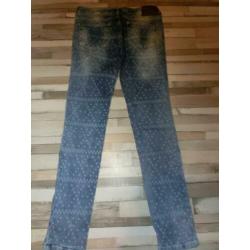 23 twenty three leuke skinny jeans W 31 L 30 .