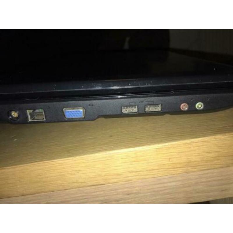 eMachines E525 laptop windows 10