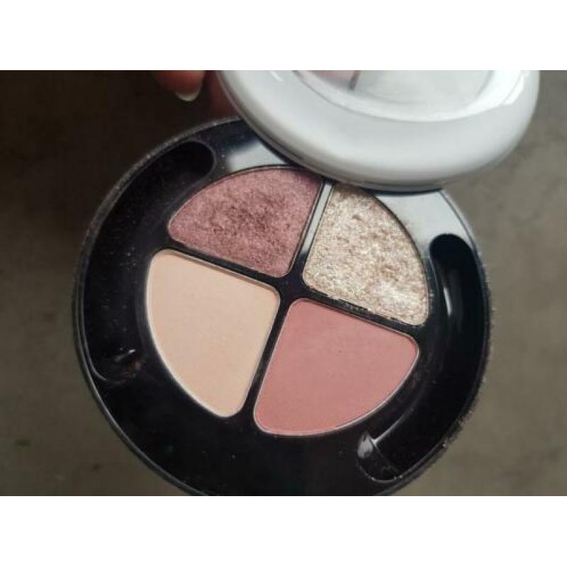 Calvin klein | eyeshadow | 100 | ZGAN