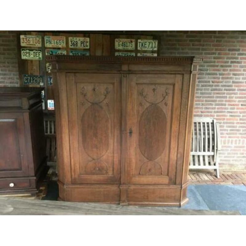 Brocante klooster kast