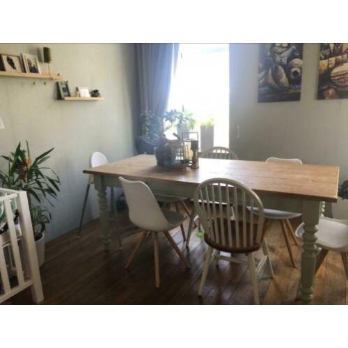 eettafel/eetkamertafel