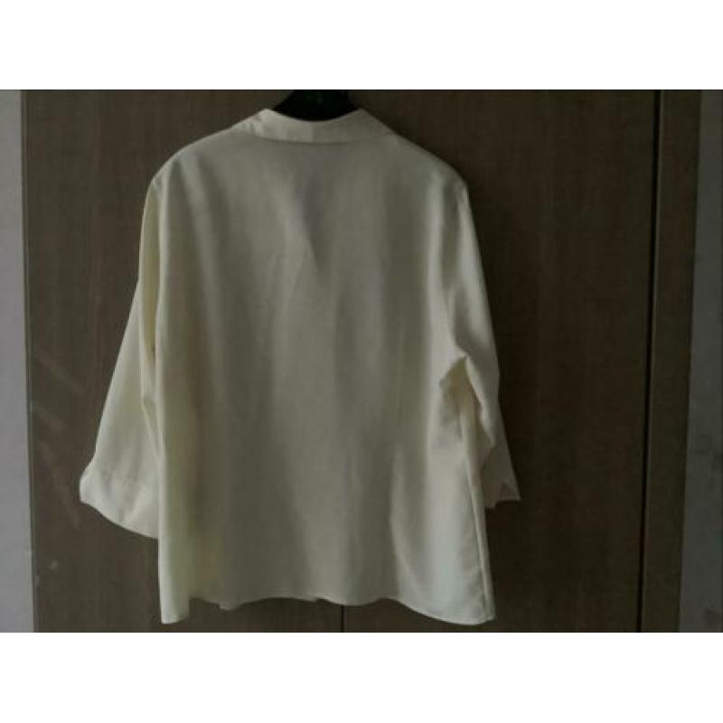 Blouse. mt, 48/50. SixthSense
