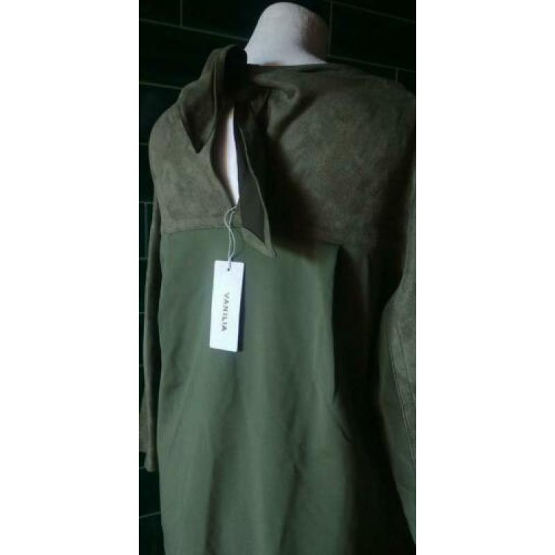 Vanilia jurk met strik achter NIEUW! ( MT 38)