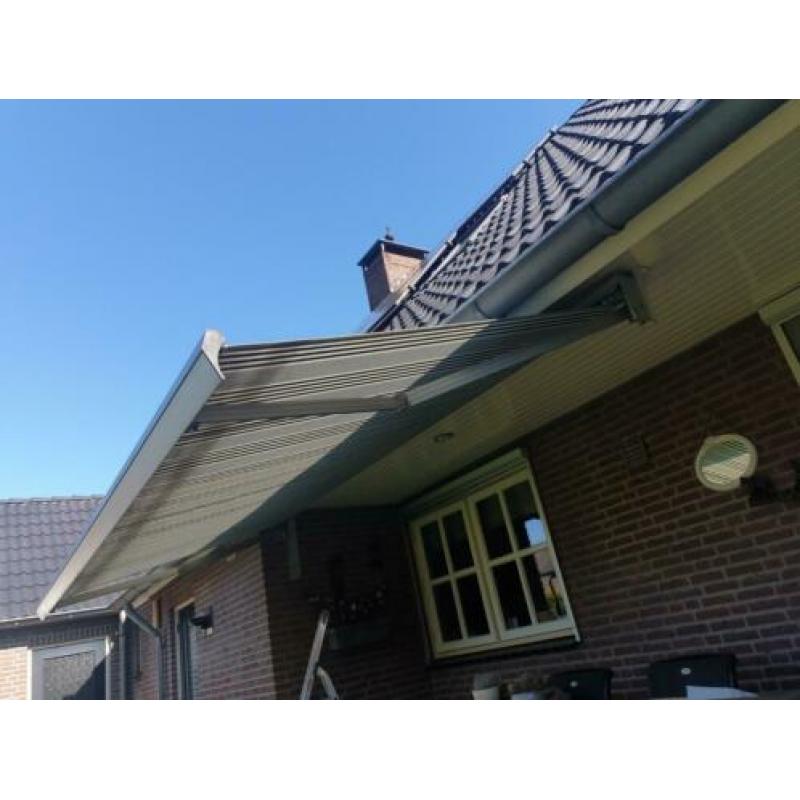 Zonnescherm luifel zonneluifel electrisch 3.84x2.1m