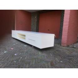 Exclusive handgemaakte tv meubel 301cm breed