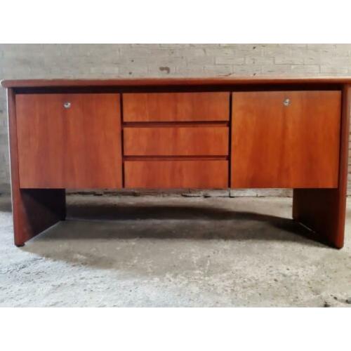 HOKOPRUIMING retro dressoir ZWARE kwaliteit