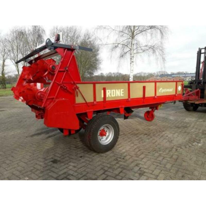 1x Krone 4 Ton meststrooier
