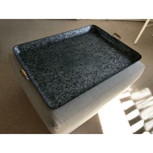 Mooie poef maten zijn breed 80 cm diep 65 cm hoog 40 cmp