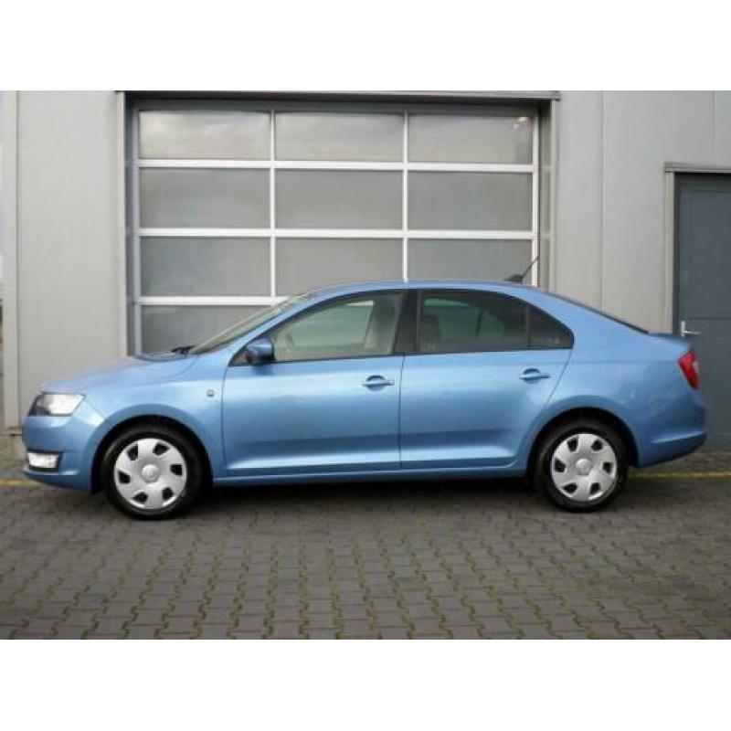 Skoda Rapid 1.2 TSI Greentech Elegance Businessline PDC/Navi