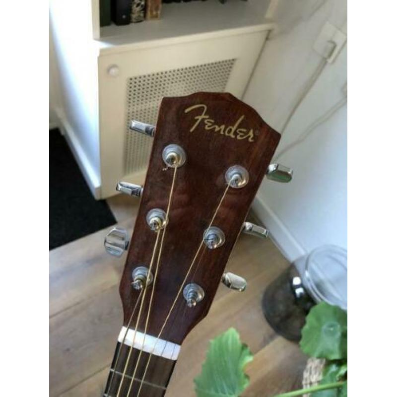 Fender CD-60 V2 akoestische gitaar