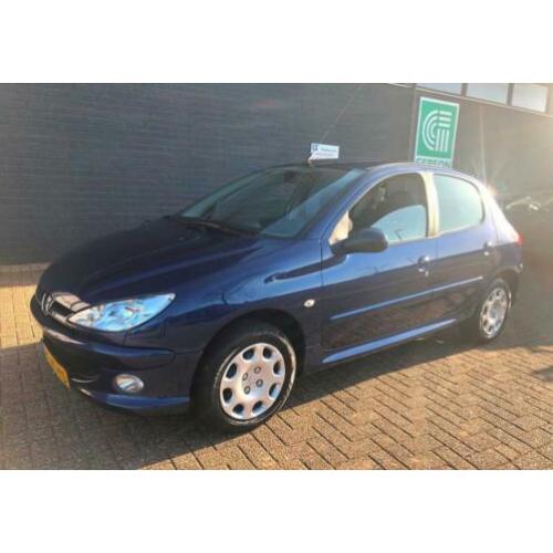 Peugeot 206 1.4i 16v XS Forever!! 5 Deurs!!