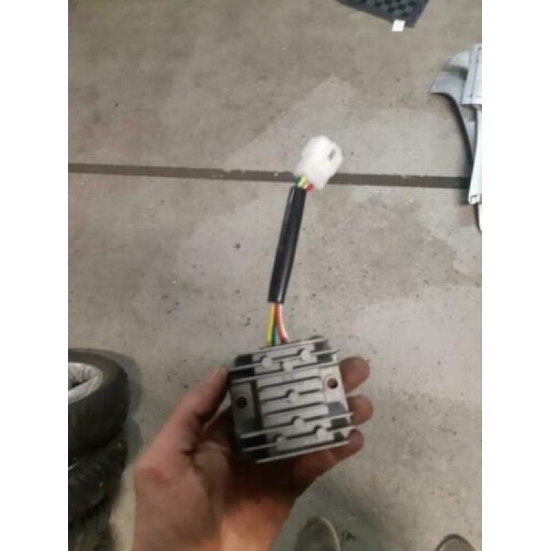 GY6 spanningsregelaar NIEUW (4takt china agm benzhou fosti)