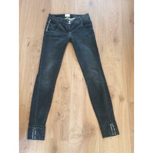 Jeans zwart maat 27