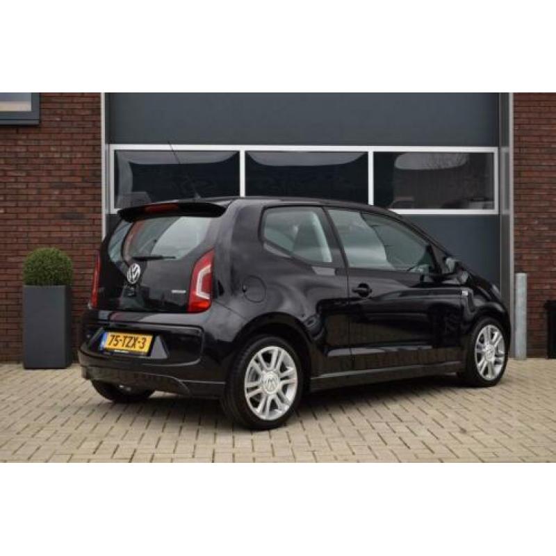 Volkswagen up! 1.0 75pk High up! BlueMotion - Sportpakket -