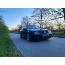 Volkswagen Bora 1.8 20V 110KW 2002 Zwart