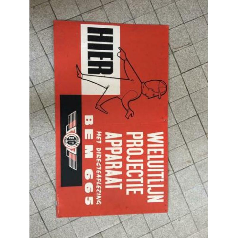 Vintage reclame bord Muller Bem uit oude garage