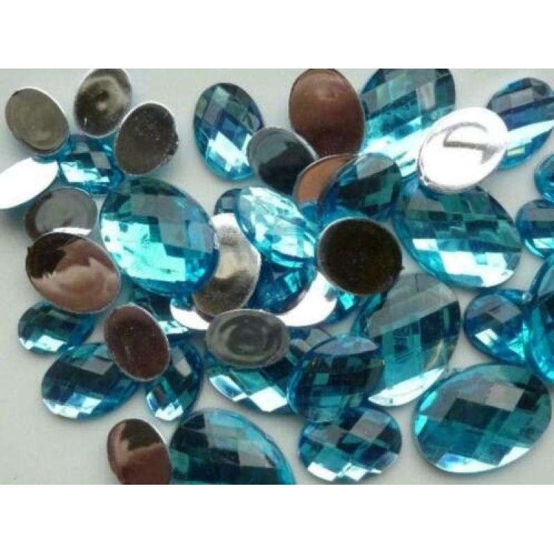 Groot assortiment strass steentjes voor lage prijzen