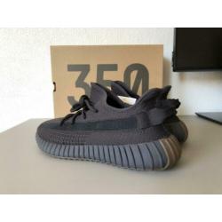 Yeezy Boost 350 v2 Cinder EU 44 2/3