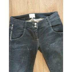 Jeans zwart maat 27