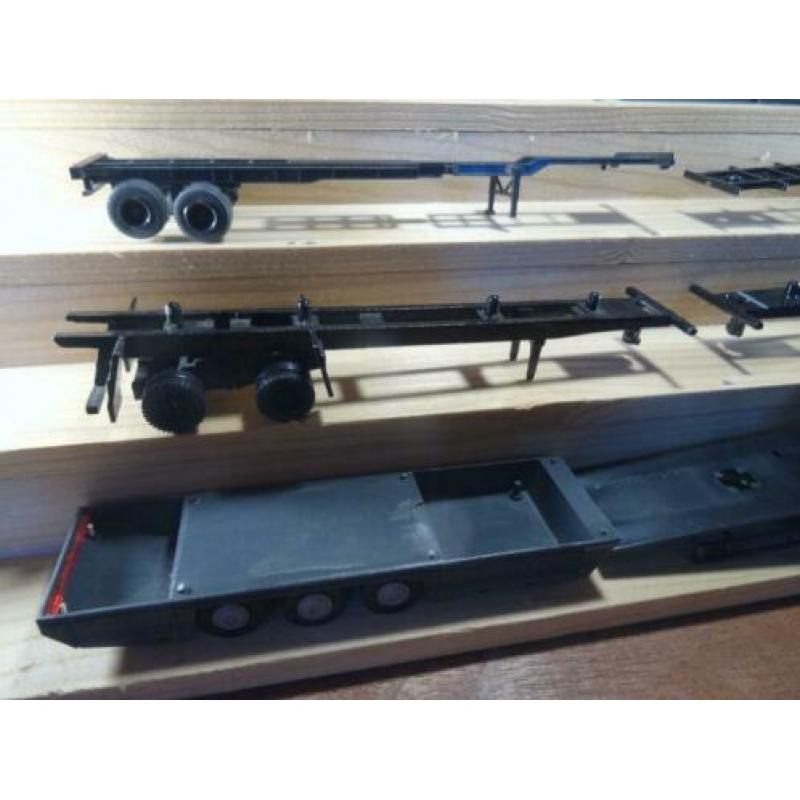1:87 Trailer-Chassis/Onderdelen voor de Knutselaar, Zie Foto