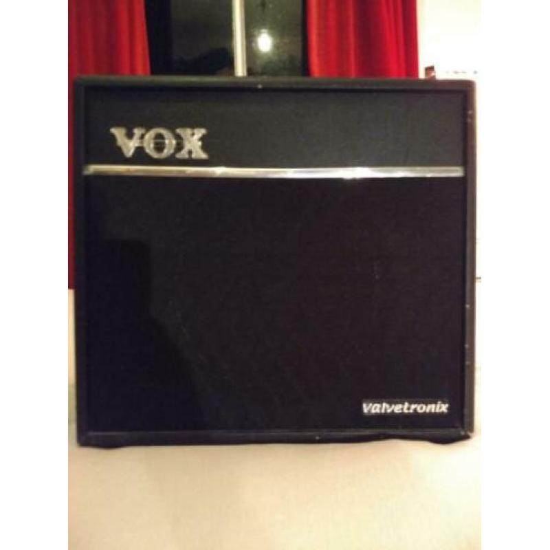 VOX VT80+ Valvetronix 120W 1x12 inch modeling gitaarversterk