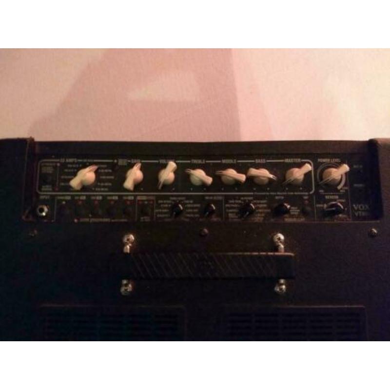 VOX VT80+ Valvetronix 120W 1x12 inch modeling gitaarversterk