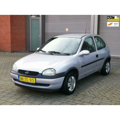 Opel Corsa 1.2i-16V Strada Airco (rijd schakel perfect)