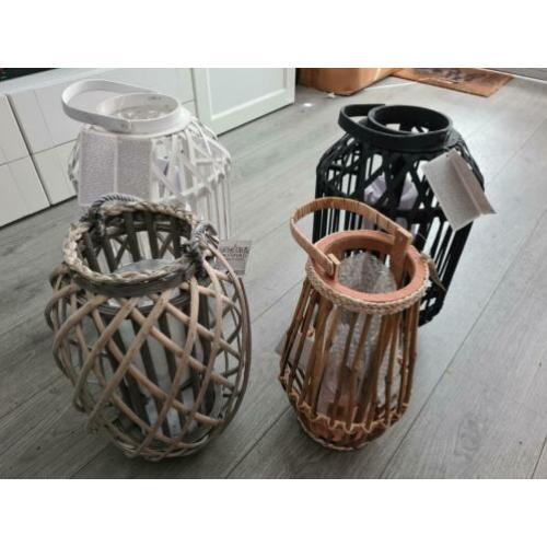 4 Houten lantaarns..
