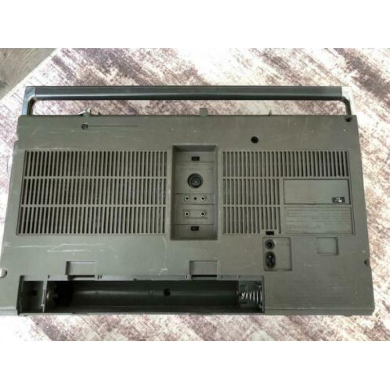Hitachi stereo cassette recorder