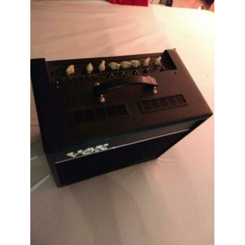 VOX VT80+ Valvetronix 120W 1x12 inch modeling gitaarversterk