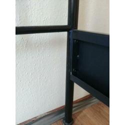 Metalen bedframe